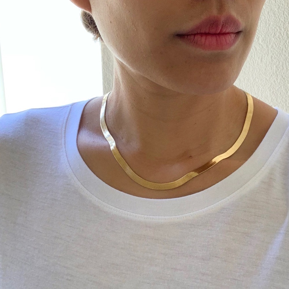 Vintage gold necklace